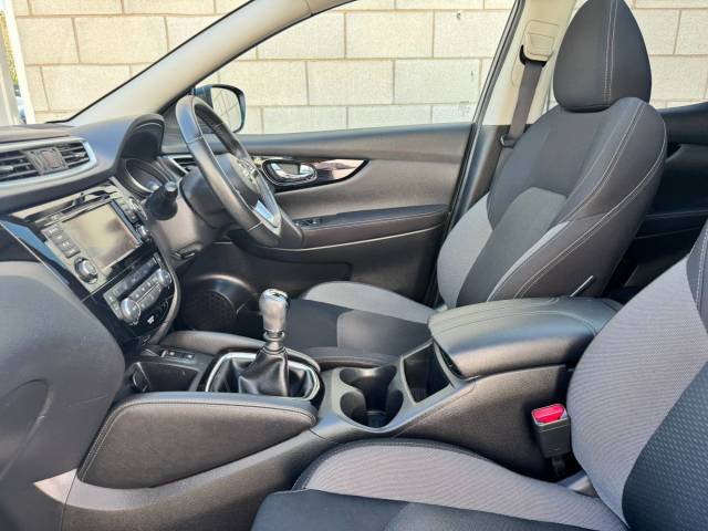 2021 Nissan Qashqai 1.3 DIG-T N-Connecta GLASS ROOF PACK SUV 5dr Petrol Manual Euro 6 (s/s) (140 ps)