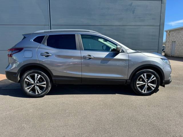 2021 Nissan Qashqai 1.3 DIG-T N-Connecta GLASS ROOF PACK SUV 5dr Petrol Manual Euro 6 (s/s) (140 ps)