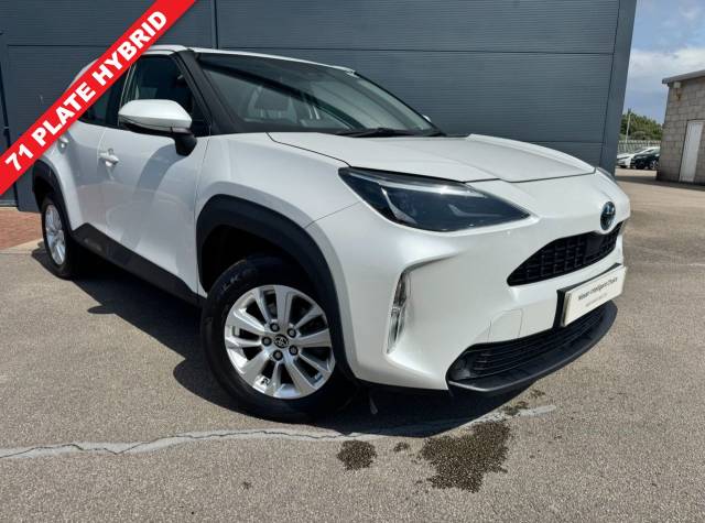Toyota Yaris Cross 1.5 VVT-h Icon SUV 5dr Petrol Hybrid E-CVT Euro 6 (s/s) (116 ps) SUV Hybrid WHITE