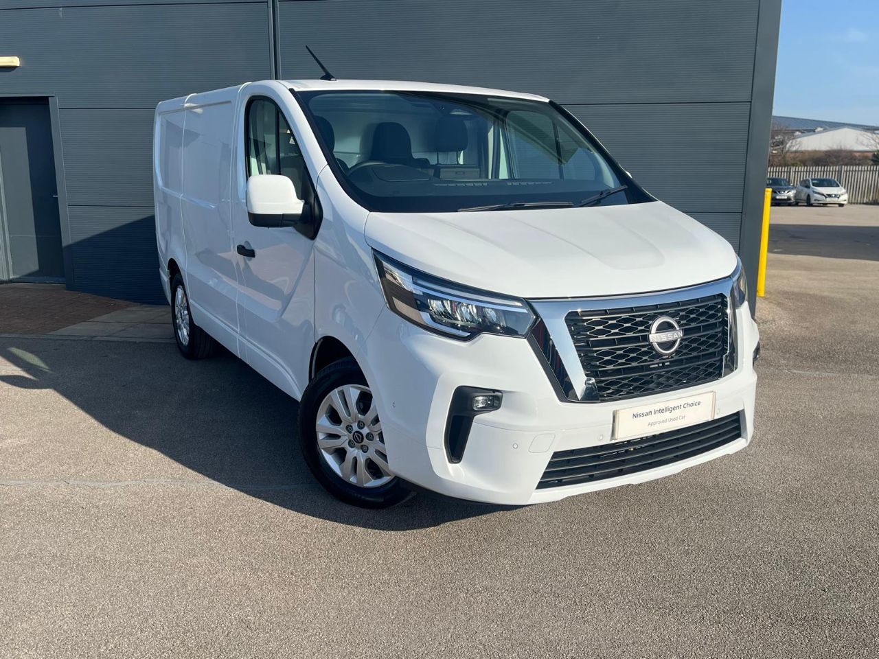 2025 Nissan Primastar