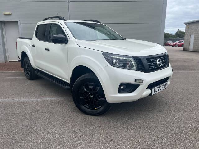 Nissan Navara 2.3 DCI N-GUARD AUTOMATIC SHR DCB 188 BHP Pick Up Diesel White