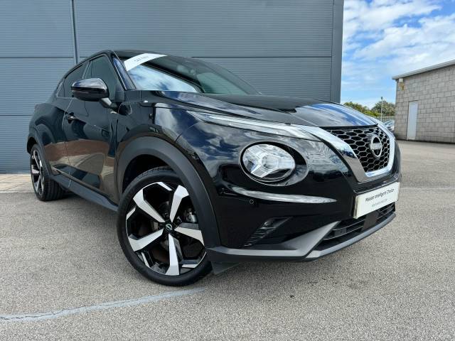 Nissan Juke 1.0 DIG-T TEKNA 5d 113 BHP Hatchback Petrol Black