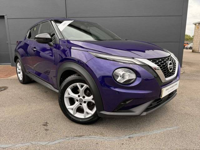 Nissan Juke 1.0 DIG-T N-CONNECTA DCT 5d 113 BHP Hatchback Petrol Blue