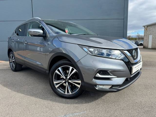 Nissan Qashqai 1.3 DIG-T N-Connecta SUV 5dr Petrol Manual Euro 6 (s/s) (140 ps) SUV Petrol Grey