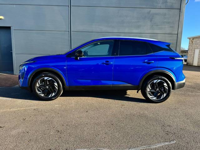 2025 Nissan Qashqai 1.3 DiG-T MH 158 Glass Roof N-Connecta 5dr