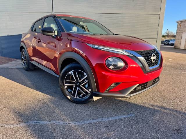 Nissan Juke 1.0 DIG-T N-Connecta DCT Auto Euro 6 (s/s) 5dr SUV Petrol Fuji Sunset