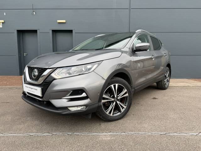 2020 Nissan Qashqai 1.3 DiG-T N-Connecta  GLASS ROOF5dr