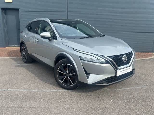 Nissan Qashqai 1.3 DiG-T MH Tekna 5dr Hatchback Petrol Silver
