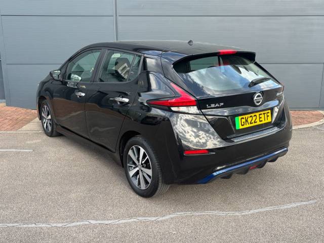 2022 Nissan Leaf 0.0 110kW Acenta 40kWh 5dr Auto [6.6kw Charger]