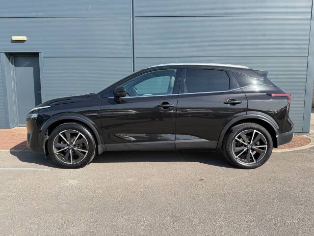 2022 Nissan Qashqai 1.3 DiG-T MH Tekna 5dr