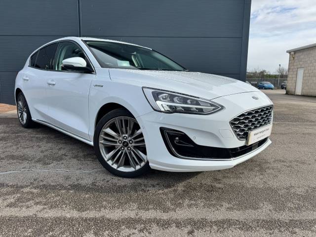 Ford Focus-vignale 1.0 EcoBoost 125 5dr Auto Hatchback Petrol White
