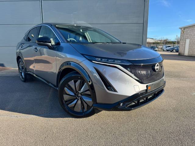 Nissan Ariya 63kWh Advance Auto 5dr 7.4kW Charger Hatchback Electric GUN METALLIC