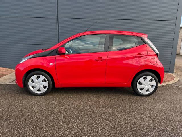 2018 Toyota Aygo 1.0 VVT-i X-Play 5dr