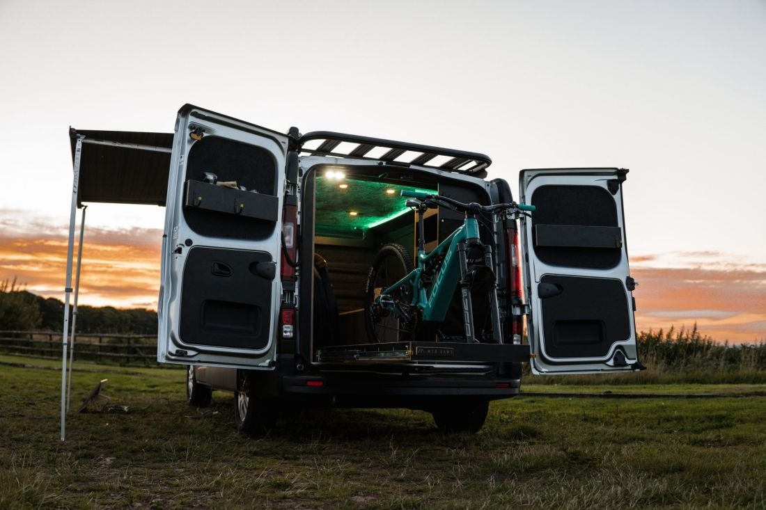 Nissan teams up with the world’s most popular MTB podcast – The Ride Companion – to create mobile Primastar podcast studio